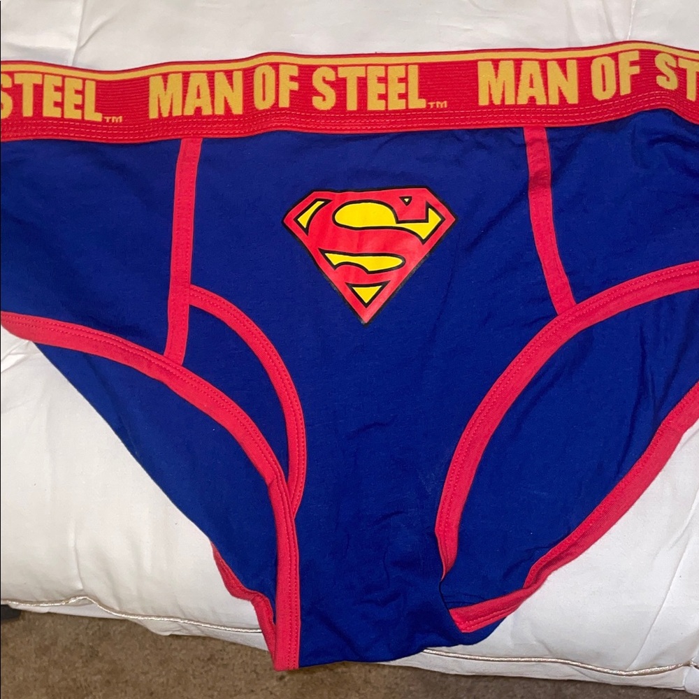 DC Comics Superman & Flash Briefs - Blue, Red, Yellow - Picture 3 of 5